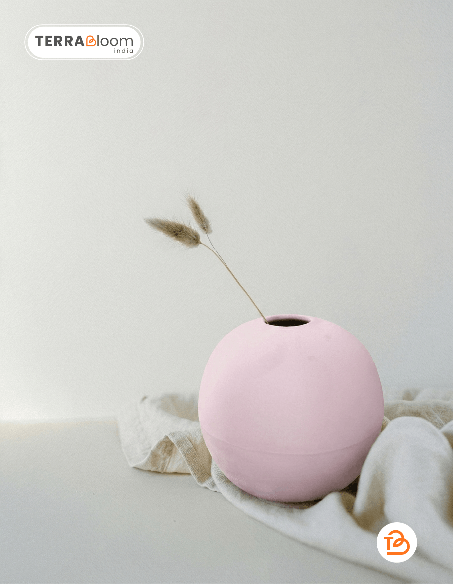 Minimalistic Pink Ceramic Vase